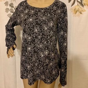 No boundaries spiderweb long sleeve